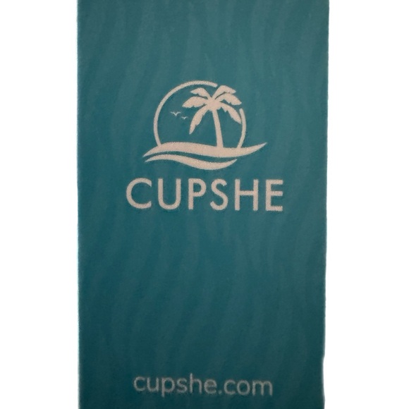 CUPSHE Women’s Floral Print Ruffled Tassel Tie Romper Blue White Beachy Sz M NWT - Picture 6 of 7